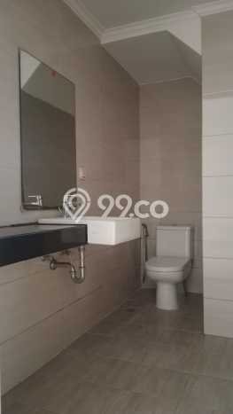 For Sale Rumah 3 Kamar Lokasi Ideal Nyaman dan Strategis di Cipondoh For Sale Rumah 3 Kamar Lokasi Ideal Nyaman dan Strategis di Cipondoh