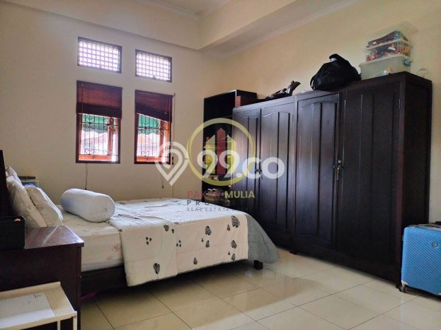 For Sale! Premium House LT 329m2 Desain Modern di Cigadung For Sale! Premium House LT 329m2 Desain Modern di Cigadung