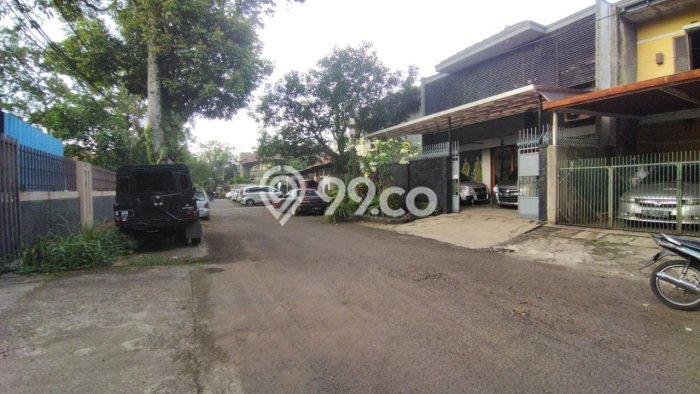 Rumah Elit LB 261m2 Siap Pakai Desain Elegan di Burangrang, Bandung Rumah Elit LB 261m2 Siap Pakai Desain Elegan di Burangrang, Bandung