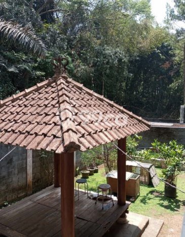 Rumah Elit Modern Siap Huni di Ciumbuleuit Bandung Rumah Elit Modern Siap Huni di Ciumbuleuit Bandung