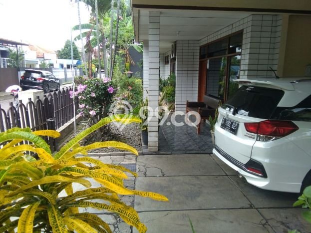 Hunian Elit LB 181m2 Siap Huni Desain Elegan di Turangga, Bandung Hunian Elit LB 181m2 Siap Huni Desain Elegan di Turangga, Bandung