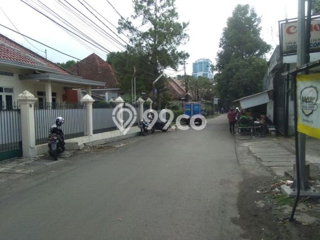 Ready to Use! Premium House LT 390m2 Desain Modern di Sumurbandung Ready to Use! Premium House LT 390m2 Desain Modern di Sumurbandung