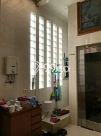 Ready to Use! Premium House LT 390m2 Desain Modern di Sumurbandung Ready to Use! Premium House LT 390m2 Desain Modern di Sumurbandung