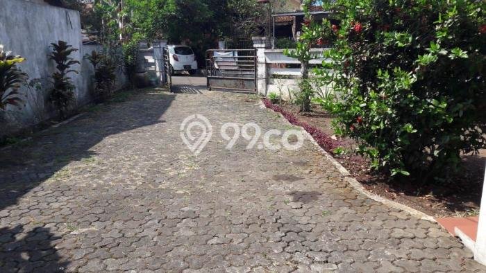 Hunian Elit LB 250m2 Siap Huni Desain Elegan di Turangga, Bandung Hunian Elit LB 250m2 Siap Huni Desain Elegan di Turangga, Bandung