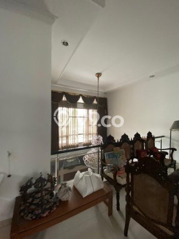 Hunian Mewah LB 550m2 Siap Pakai Desain Elegan di Turangga, Bandung Hunian Mewah LB 550m2 Siap Pakai Desain Elegan di Turangga, Bandung