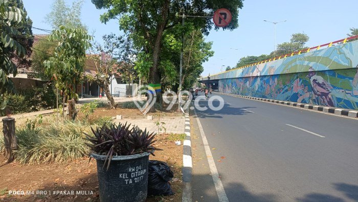 HARGA TERBAIK! Rumah Premium di Sayap Dago, Luas 610m² LB 400m² HARGA TERBAIK! Rumah Premium di Sayap Dago, Luas 610m² LB 400m²