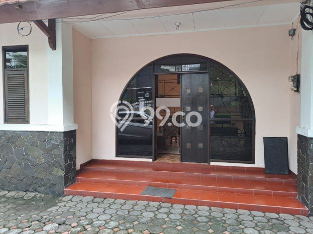 Hunian Elit LB 800m2 Siap Pakai Desain Elegan di Dago, Bandung Hunian Elit LB 800m2 Siap Pakai Desain Elegan di Dago, Bandung