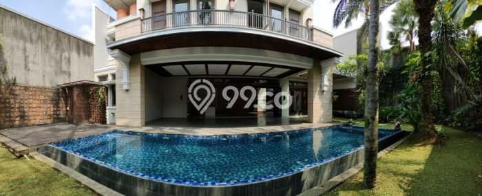 Rumah Elit Modern Tanpa Renovasi di Sayap Dago Bandung Rumah Elit Modern Tanpa Renovasi di Sayap Dago Bandung