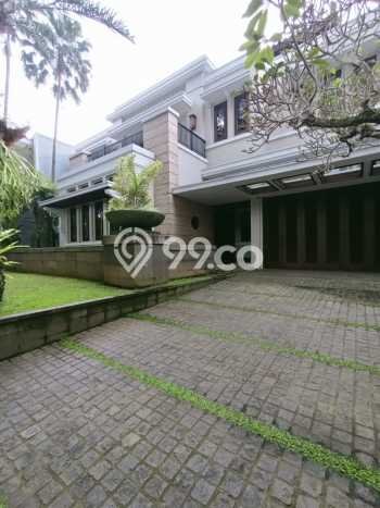 Rumah Elit Modern Tanpa Renovasi di Sayap Dago Bandung Rumah Elit Modern Tanpa Renovasi di Sayap Dago Bandung