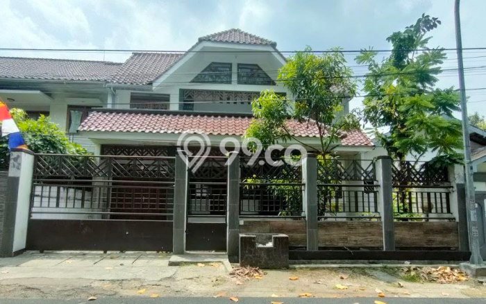 Rumah Elit Modern Siap Huni di Cikutra Bandung Rumah Elit Modern Siap Huni di Cikutra Bandung