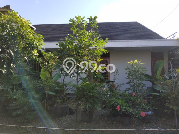 Rumah Mewah LB 250m2 Siap Huni Desain Elegan di Turangga, Bandung Rumah Mewah LB 250m2 Siap Huni Desain Elegan di Turangga, Bandung