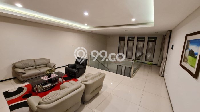 Jual Rumah Mewah Elegan Dengan View Cantik di Setra Duta, Bandung Jual Rumah Mewah Elegan Dengan View Cantik di Setra Duta, Bandung