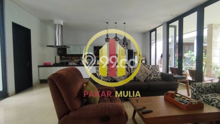 Hunian Mewah LB 800m2 Siap Pakai Desain Elegan di Riau, Bandung Hunian Mewah LB 800m2 Siap Pakai Desain Elegan di Riau, Bandung