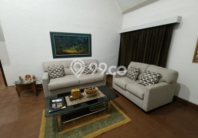 Jual Rumah Luas Elegan Dengan View Eksklusif di Dago, Bandung Jual Rumah Luas Elegan Dengan View Eksklusif di Dago, Bandung