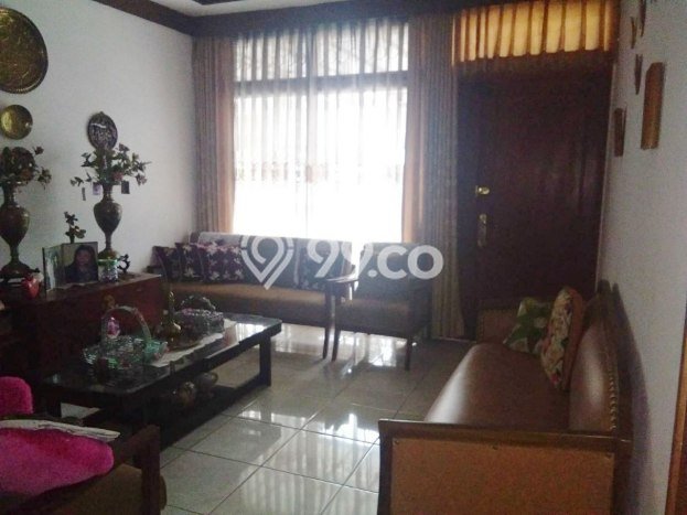 Hunian Elit LB 450m2 Siap Pakai Desain Elegan di Setiabudi, Bandung Hunian Elit LB 450m2 Siap Pakai Desain Elegan di Setiabudi, Bandung