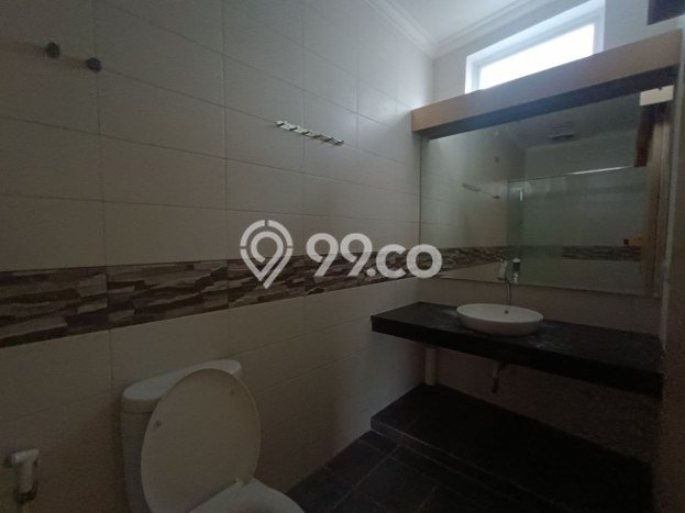 Rumah Luxury Modern Tanpa Renovasi di Tubagus Ismail Bandung Rumah Luxury Modern Tanpa Renovasi di Tubagus Ismail Bandung