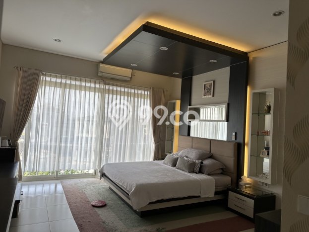 Hunian Elit LB 275m2 Siap Pakai Desain Elegan di Kota Baru Parahyangan, Bandung Hunian Elit LB 275m2 Siap Pakai Desain Elegan di Kota Baru Parahyangan, Bandung