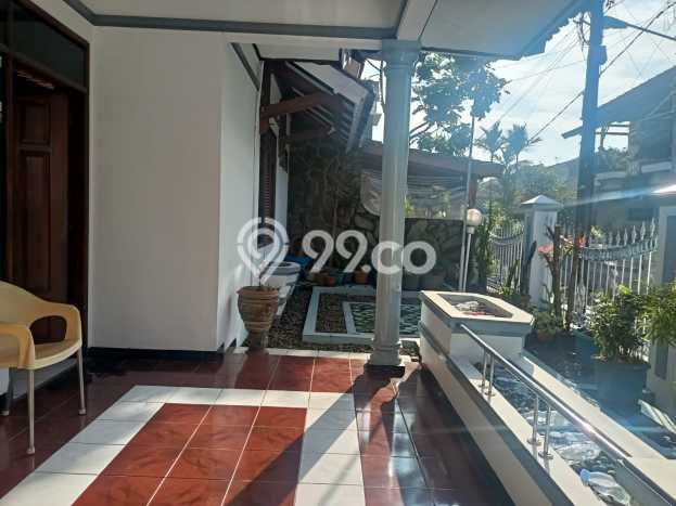 Rumah Modern Cantik 5 Kamar Siap Huni di Batununggal Rumah Modern Cantik 5 Kamar Siap Huni di Batununggal