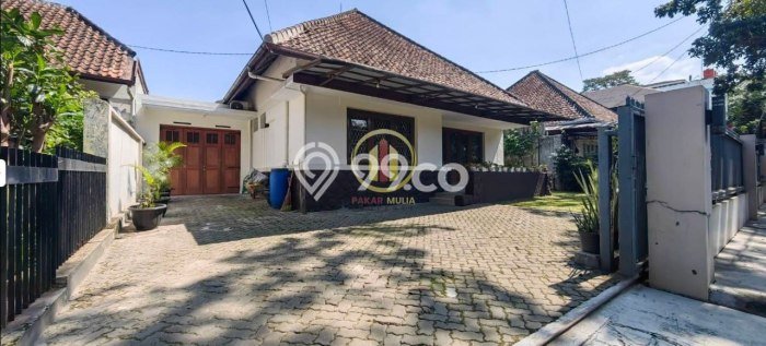 Hunian Mewah LB 333m2 Siap Huni Desain Elegan di Riau, Bandung Hunian Mewah LB 333m2 Siap Huni Desain Elegan di Riau, Bandung