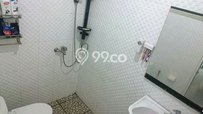 Rumah Strategis Minimalis Lb 200m2 di Arcamanik, Bandung Rumah Strategis Minimalis Lb 200m2 di Arcamanik, Bandung