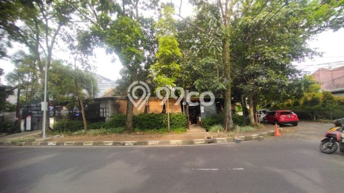 For Sale! Premium House LT 892m2 Desain Elegan di Sayap Dago For Sale! Premium House LT 892m2 Desain Elegan di Sayap Dago