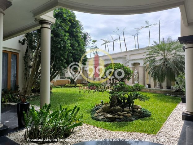 Dijual Hunian Mewah dengan Fasilitas Sekitar Komplit di Sukajadi, Bandung Dijual Hunian Mewah dengan Fasilitas Sekitar Komplit di Sukajadi, Bandung