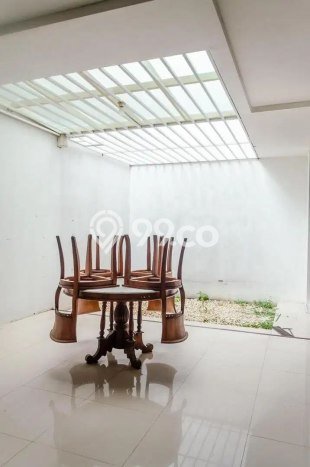Dijual Rumah Premium dengan Fasilitas Sekitar Komplit di Batununggal, Bandung Dijual Rumah Premium dengan Fasilitas Sekitar Komplit di Batununggal, Bandung