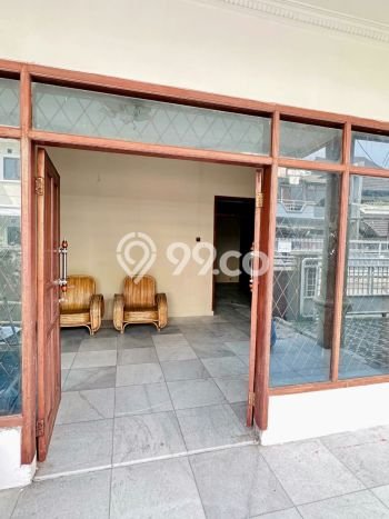 For Sale! Premium House LT 250m2 Desain Elegan di Leuwi Panjang For Sale! Premium House LT 250m2 Desain Elegan di Leuwi Panjang