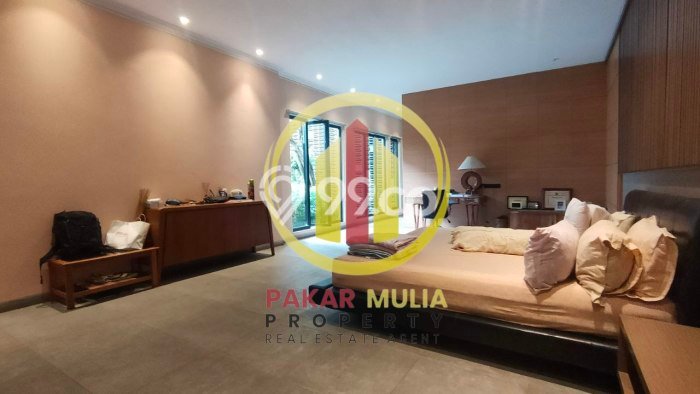 Hunian Mewah LB 800m2 Siap Pakai Desain Elegan di Riau, Bandung Hunian Mewah LB 800m2 Siap Pakai Desain Elegan di Riau, Bandung
