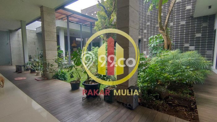Hunian Mewah LB 800m2 Siap Pakai Desain Elegan di Riau, Bandung Hunian Mewah LB 800m2 Siap Pakai Desain Elegan di Riau, Bandung
