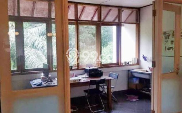 Rumah Elit Modern Siap Huni di Ciumbuleuit Bandung Rumah Elit Modern Siap Huni di Ciumbuleuit Bandung
