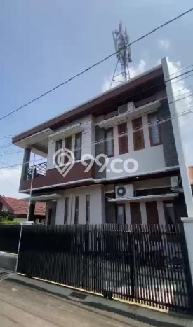 Rumah Luxury Modern Tanpa Renovasi di Buah Batu Bandung Rumah Luxury Modern Tanpa Renovasi di Buah Batu Bandung