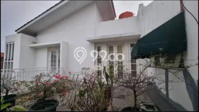Hunian Mewah LB 380m2 Siap Pakai Desain Elegan di Moch Toha, Bandung Hunian Mewah LB 380m2 Siap Pakai Desain Elegan di Moch Toha, Bandung