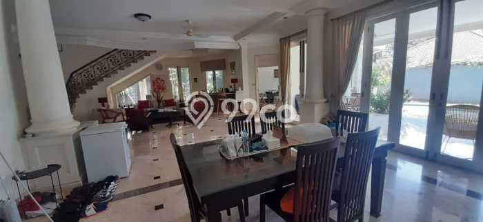 Hunian Modern Disewakan di Kemang Jakarta Selatan 4 KT & 4 KM Hunian Modern Disewakan di Kemang Jakarta Selatan 4 KT & 4 KM