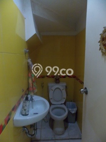 For Sale Hunian Rumah Terawat 4 KT di Bintaro, Tangerang Selatan For Sale Hunian Rumah Terawat 4 KT di Bintaro, Tangerang Selatan