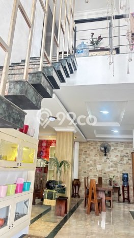 Hunian Eksklusif Siap Huni LT 240m2 di Pamulang, Tangerang Selatan Hunian Eksklusif Siap Huni LT 240m2 di Pamulang, Tangerang Selatan