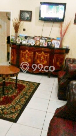 Rumah Elit Modern Tanpa Renovasi di Pondok Cabe Tangerang Rumah Elit Modern Tanpa Renovasi di Pondok Cabe Tangerang