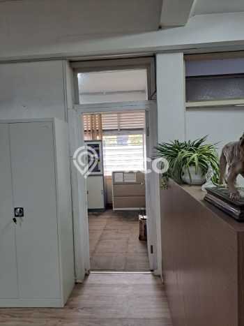 AREA TERBAIK! Kantor Kawasan Kebayoran Baru, Luas 500m2m², Area Bisnis AREA TERBAIK! Kantor Kawasan Kebayoran Baru, Luas 500m2m², Area Bisnis