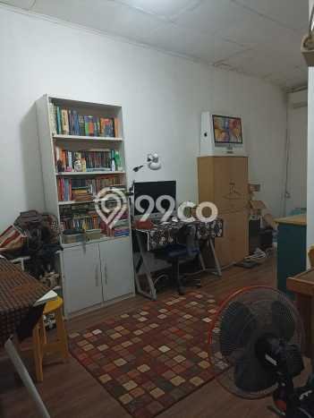 Hunian Cantik Modern Lb 220m2 di Pesanggrahan, Jakarta Selatan Hunian Cantik Modern Lb 220m2 di Pesanggrahan, Jakarta Selatan