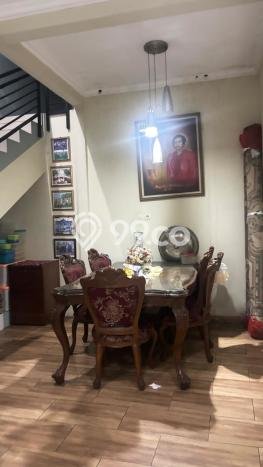 Rumah Modern 5 KT di Pondok Cabe Tangerang Unfurnished Rumah Modern 5 KT di Pondok Cabe Tangerang Unfurnished