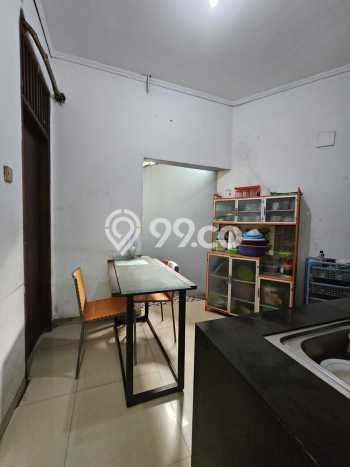 Rumah Elit LB 238m2 Siap Huni Desain Elegan di Cirendeu, Jakarta Selatan Rumah Elit LB 238m2 Siap Huni Desain Elegan di Cirendeu, Jakarta Selatan