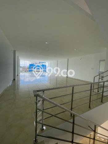 Ruko Strategis Kawasan , Luas 403m2m², Posisi Jalan Utama Ruko Strategis Kawasan , Luas 403m2m², Posisi Jalan Utama