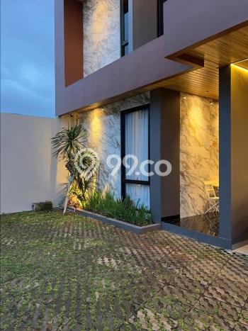 Dijual Rumah Luas Elegan Dengan View Eksklusif di Pondok Cabe, Tangerang Dijual Rumah Luas Elegan Dengan View Eksklusif di Pondok Cabe, Tangerang