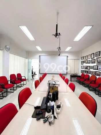 Unit Ruko Dijual di Jakarta Selatan LT 2050m2 & LB 1800m2 Unit Ruko Dijual di Jakarta Selatan LT 2050m2 & LB 1800m2