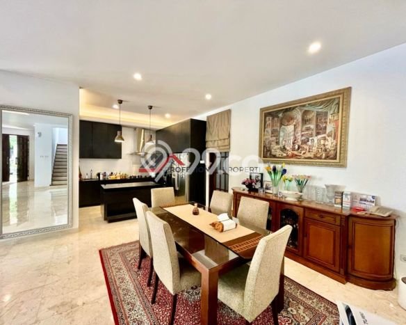 Rumah Elit LB 450m2 Siap Huni Desain Elegan di Kemang, Jakarta Selatan Rumah Elit LB 450m2 Siap Huni Desain Elegan di Kemang, Jakarta Selatan