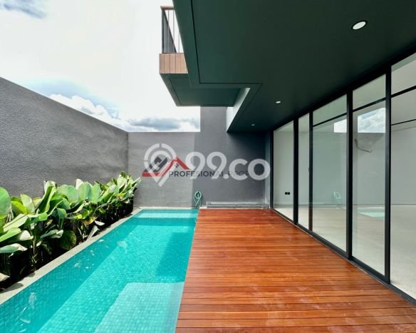 Ready to Use! Luxury House LT 209m2 Desain Modern di Kemang Ready to Use! Luxury House LT 209m2 Desain Modern di Kemang
