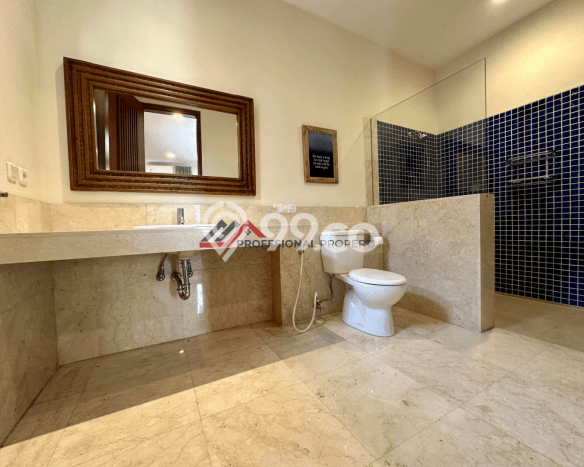 Hunian Mewah Dijual LT 1925m2 di Cilandak, Jakarta Selatan Hunian Mewah Dijual LT 1925m2 di Cilandak, Jakarta Selatan