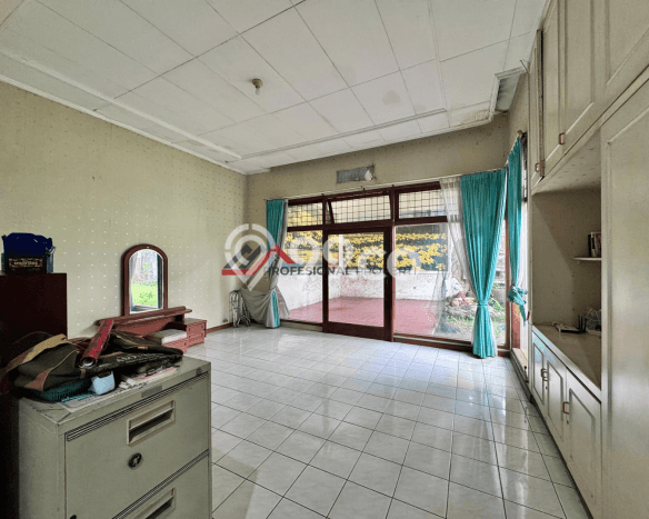 Rumah Elit Modern Tanpa Renovasi di Kemang Jakarta Selatan Rumah Elit Modern Tanpa Renovasi di Kemang Jakarta Selatan