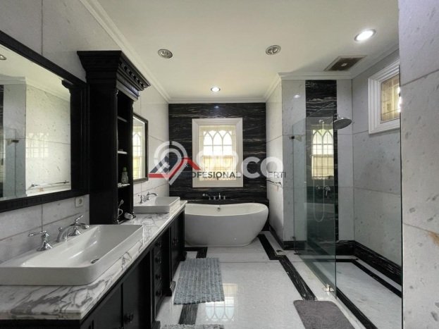 For Sale Rumah Elit Exclusive di Cilandak, Jakarta Selatan For Sale Rumah Elit Exclusive di Cilandak, Jakarta Selatan