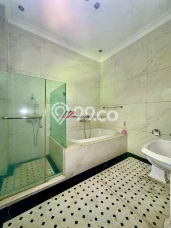 Hot Offer Hunian Premium Ideal dan Luas di Kebayoran Baru, Jakarta Selatan Hot Offer Hunian Premium Ideal dan Luas di Kebayoran Baru, Jakarta Selatan